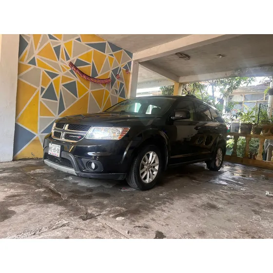 Dodge Journey 2.4 Sxt 5 Pasajeros Plus Mt