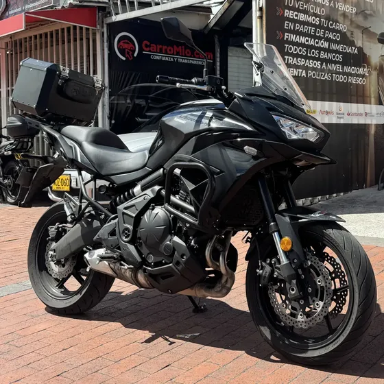 Kawasaki Versys 650 2025