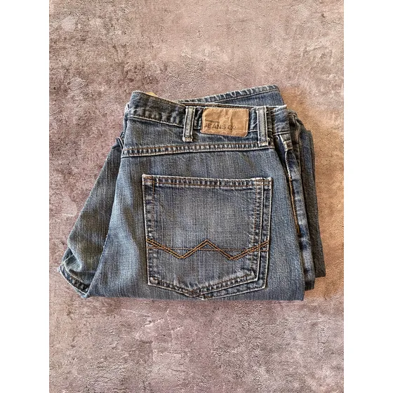 Jean Wrangler Talle 43 Original