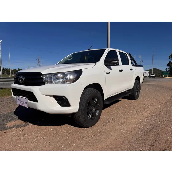 Toyota Hilux 2.4 P.up T.diesel Dx 4x4