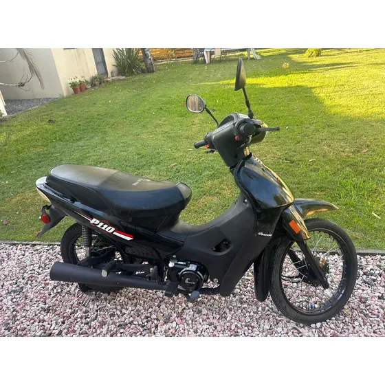Vendo Moto Vacío Por No Utilizar, Muy Pocos Kilómetros!