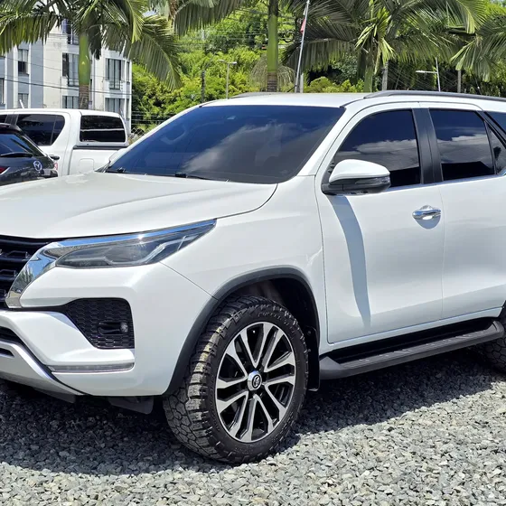 Toyota Fortuner 2023 Srv 2.4 Diesel