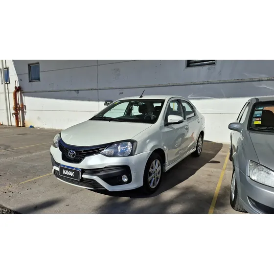 Toyota Etios 1.5 Xls