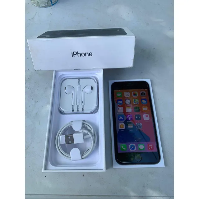Iphone 6 Liberado De Fábrica 16gb Sin Detalles Envío Rápido Negro