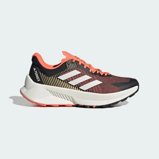 adidas Soulstride Flow.