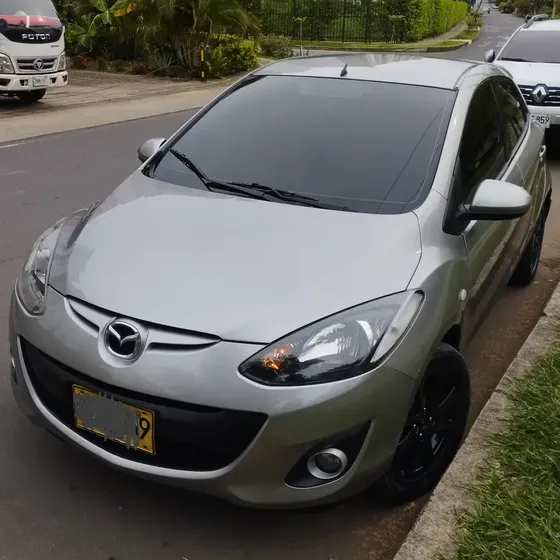 Mazda 2 2014 1.5 Takeshi