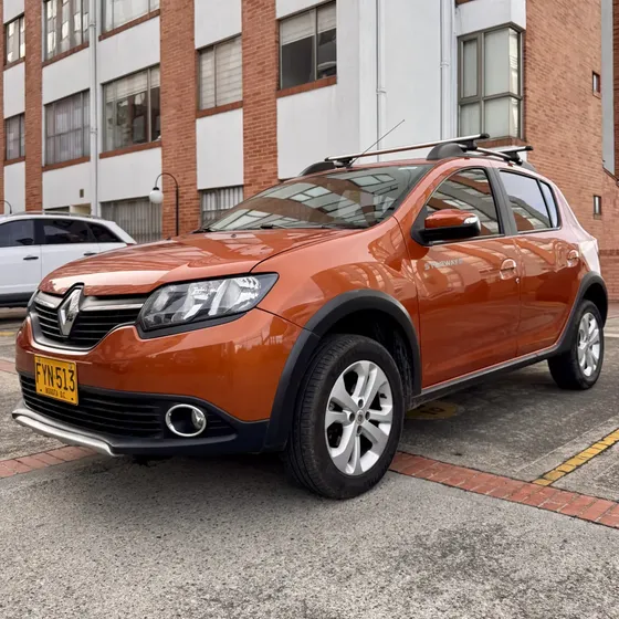 Renault Stepway 2019 1.6 Expression / Zen