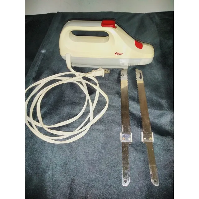 Cuchillo Eléctrico Oster 608-16 Usado