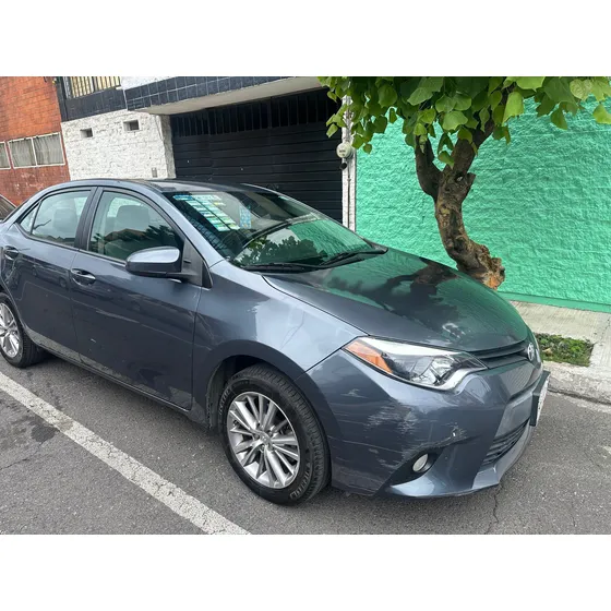 Toyota Corolla 1.8 Le At