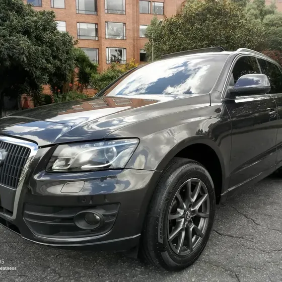 Audi Q5 2011 2.0 Luxury Turbo 4x4 Techo Cuero Atm