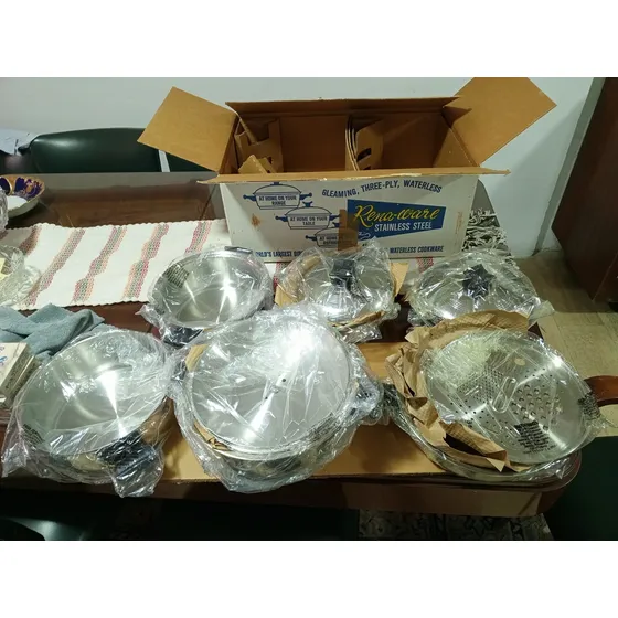 Batería Rena Ware De 12 Piezas Nueva En Su Caja