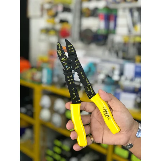 Alicate Multiusos Marca Stanley