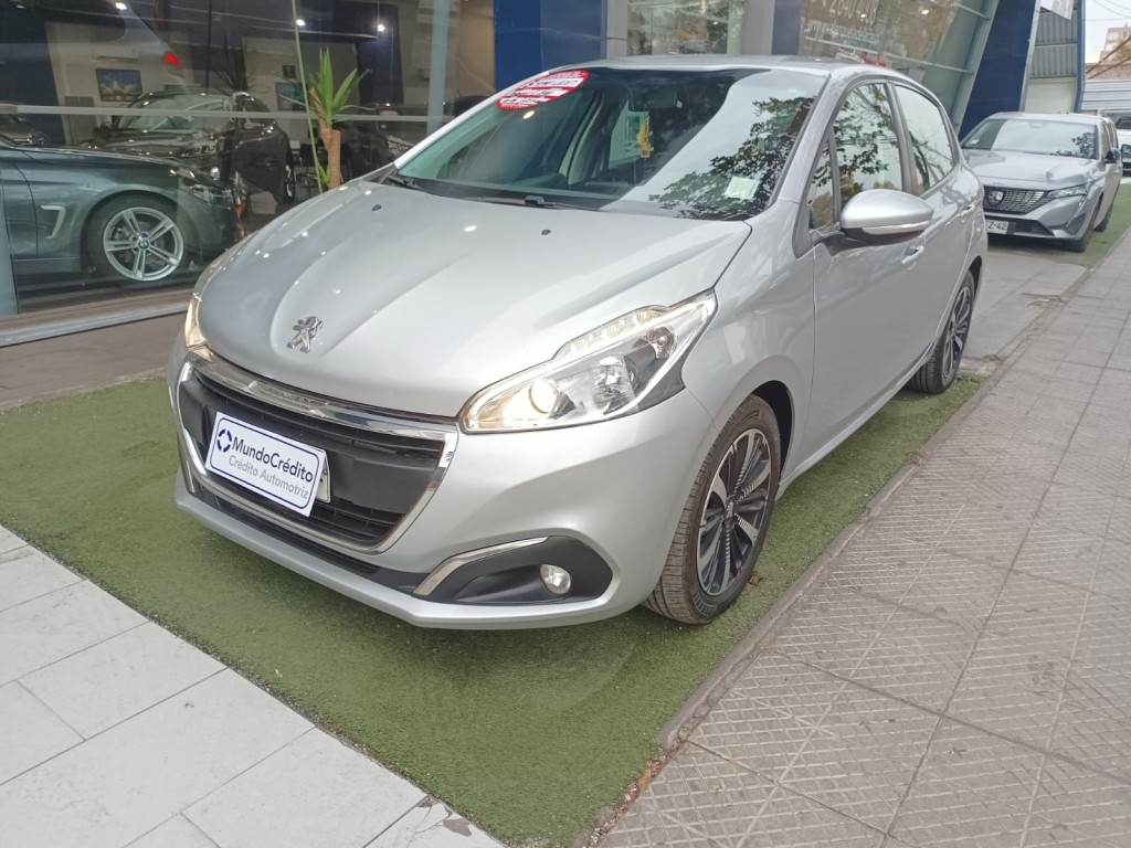 Peugeot 208 Active Pack Ii 1.6 Blue Hdi 100hp