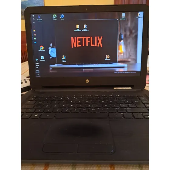 Laptop Hp 240 G5 - Repuesto Universitario-ssd 500gb Ram 4gb 