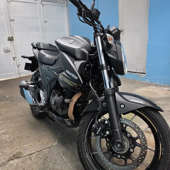 Suzuki Gixxer 250 C.c* - Mod 2022 - Kilome 35000