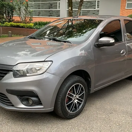 Renault Logan 2022 1.6 Authentique / Life