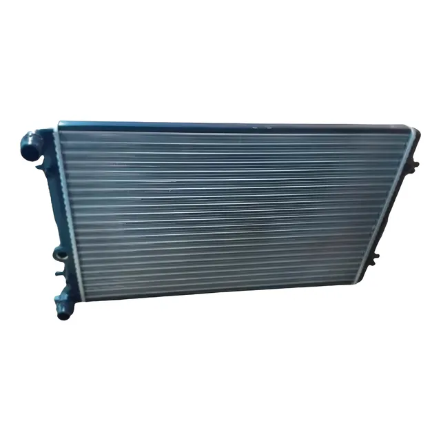 Radiador  Bora A3 Leon Golf Octavia Toledo 2.0 1.8t