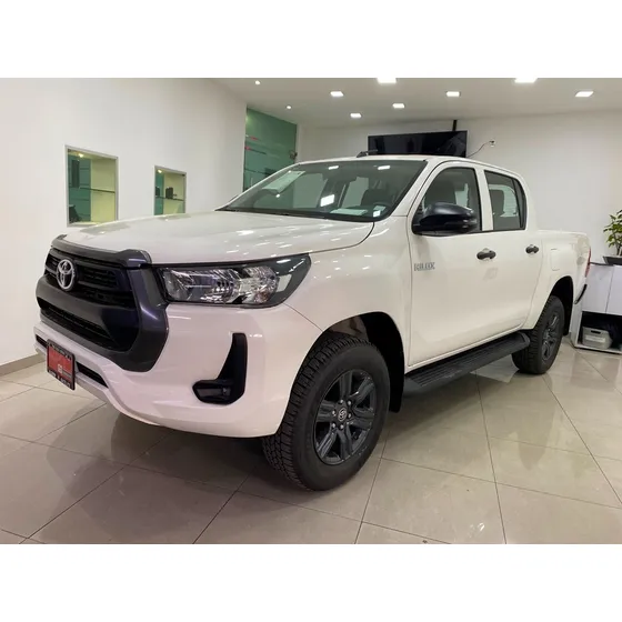 Toyota Hilux 2.7 Cabina Doble Sr Mt