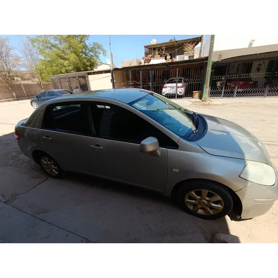 Nissan Tiida 1.8 Sense Sedan Mt