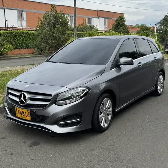 Mercedes-Benz Clase B 2016 1.6 Blueefficiency