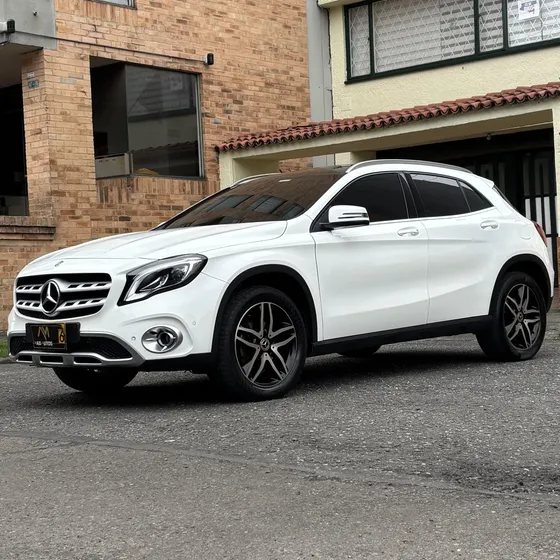 Mercedes-Benz Clase Gla 2019 1.6 200 Urban