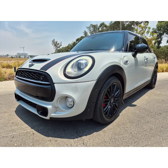 Mini Cooper S 2.0 Hot Chili 5 Puertas At