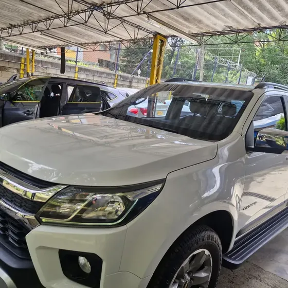 Chevrolet Colorado 2023 2.8 High Country