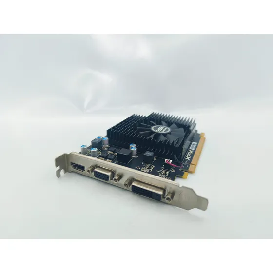 Placa De Vídeo Radeon Xfx R7 240 2gb Ddr3 Pcie X16 128bits