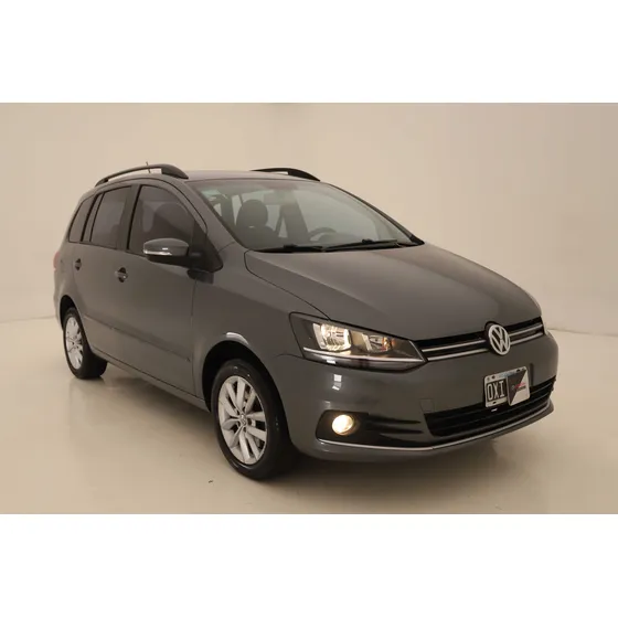 Volkswagen Suran 1.6 Comfortline 101cv