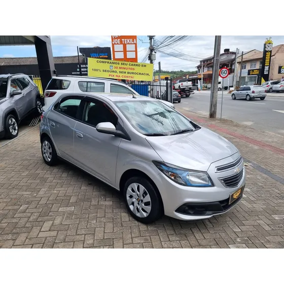 Chevrolet Onix Lt 1.4 Flexpower