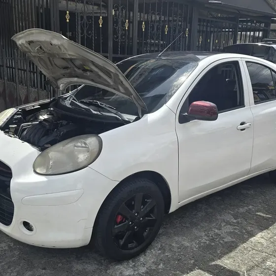 Nissan March 2014 1.6 Advance