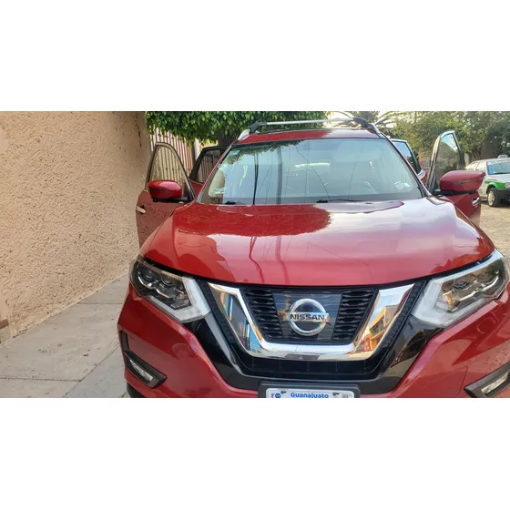 Nissan X-trail 2.0 Exclusiv 2 Row Hybrid