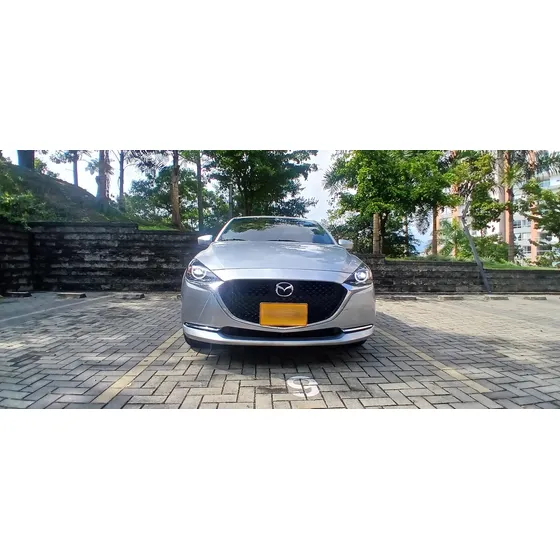Mazda 2 1.5 Grand Touring Lx Sedan