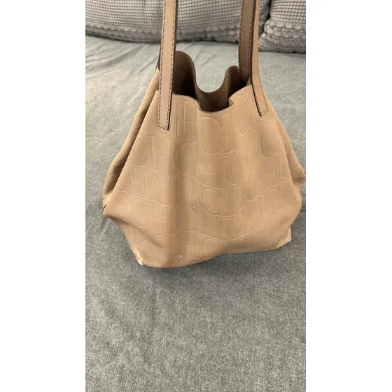 Cartera Ch Original En Perfecto Estado