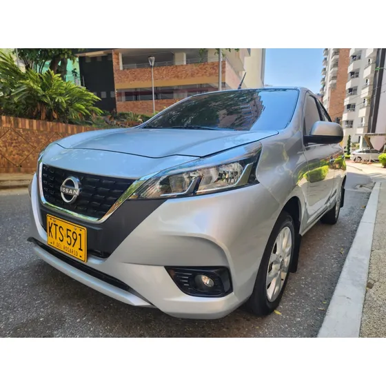 Nissan March 1.6 Advance