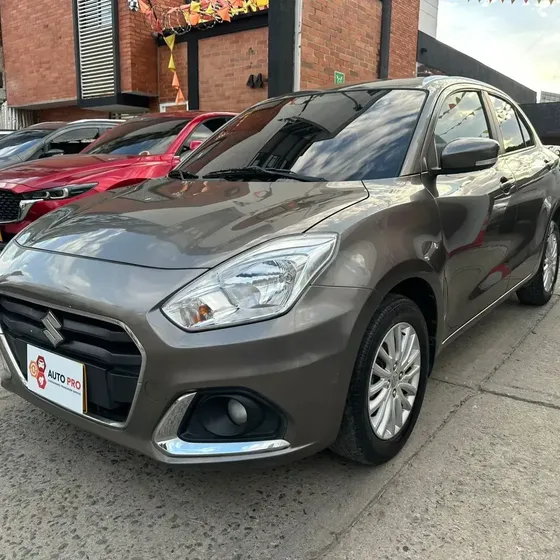 Suzuki Swift 2023 Dzire