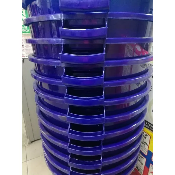 Pipotes Plásticos 150 Litros