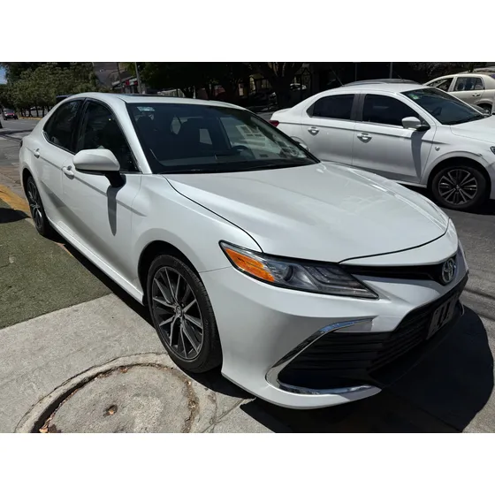 Toyota Camry 2.5 Xle Navegación At