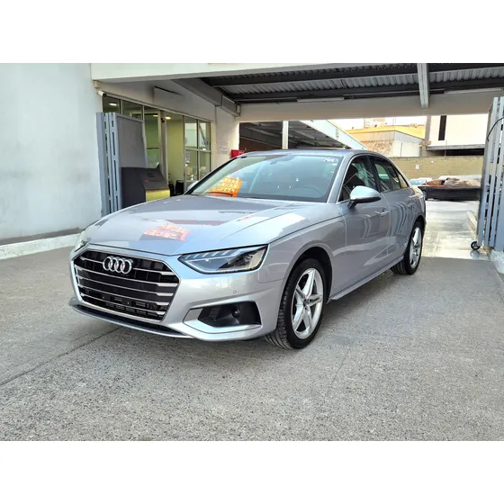 Audi A4 2.0 T 40 Tfsi Select 190hp