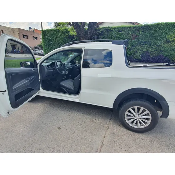Volkswagen Saveiro 1.6 Gp Cd 101cv Pack High