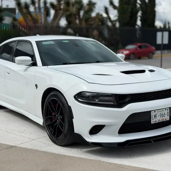 Dodge Charger 2016 6.2 Srt-8 At