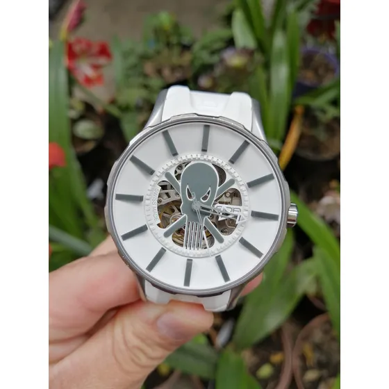 Reloj Noa Skull Calavera Automatico Invicta Momo Bulova Gc Blanco Plateado
