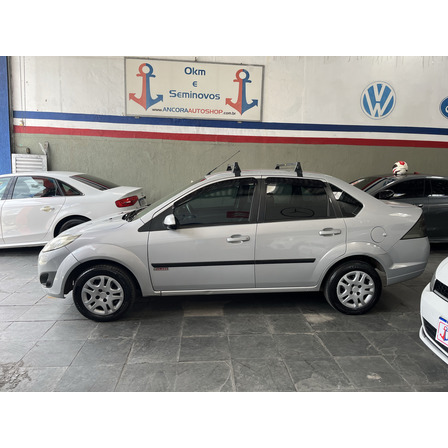 Ford Fiesta 1.6 Mpi Class Sedan 8v Flex 4p Manual Ford Fiesta 1.6 Mpi Class Sedan 8v Flex 4p Manual
