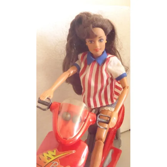 Moto Tipo Scooter Mattel Barbie Magnífica. No Incluye Barbie