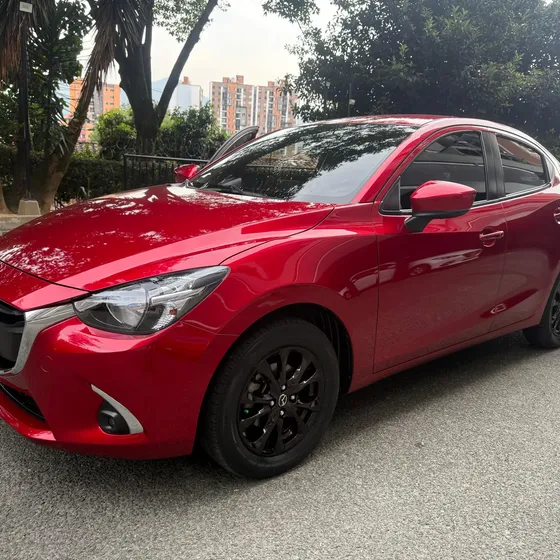 Mazda 2 2020 1.9 Touring