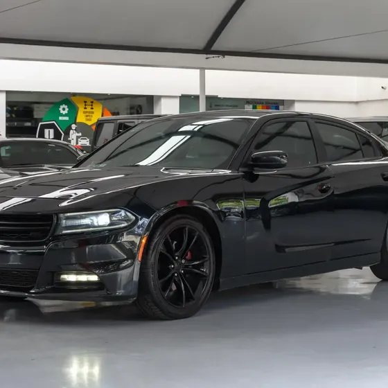 Dodge Charger 2015 5.7 R/t