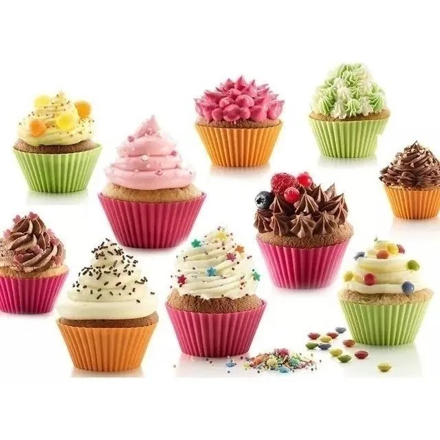 12 Moldes De Silicon Capacillos Para Cupcakes Muffin Panques Color Color Sorpresa