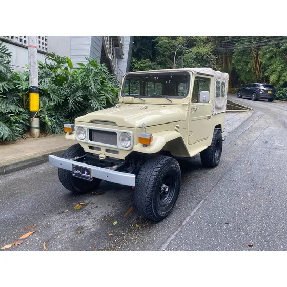 Toyota Land Cruiser 4.2 Fj40