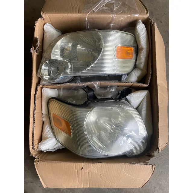 2 Faros Delanteros Ford Explorer Eddie Bauer 2006 - 2010