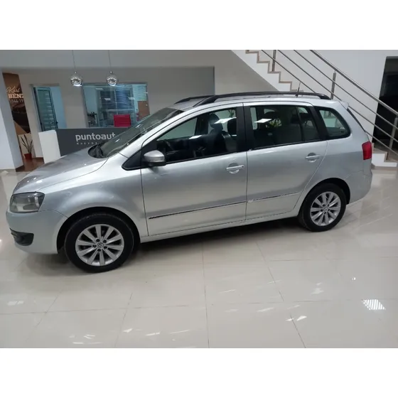 Volkswagen Suran 1.6 Imotion Highline 11c